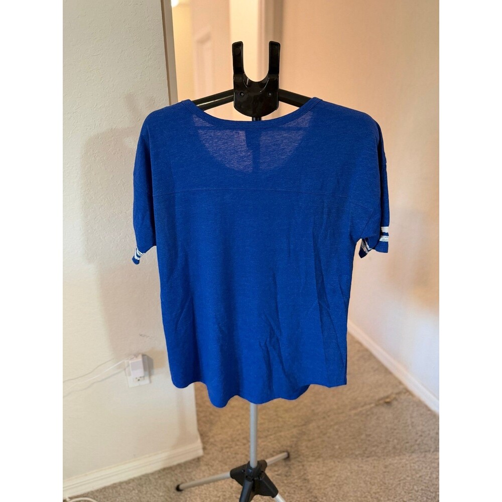 Buffalo Bills NFL Football Women’s Scoop Neck Graphic Tee Size Large - Picture 5 of 9